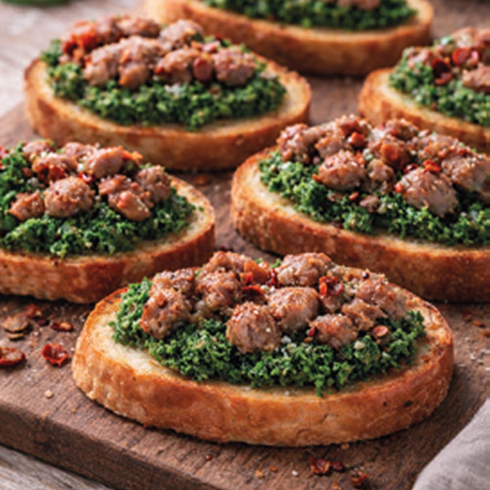 Crostinit makkaralla ja friarielli-pestolla